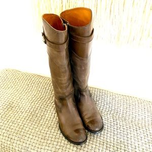 Frye boots Authentic Sz 8.5